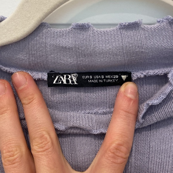 Zara ribbed turtleneck - Picture 2 of 3